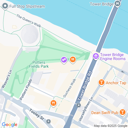  Locatie van The Bridge Theatre